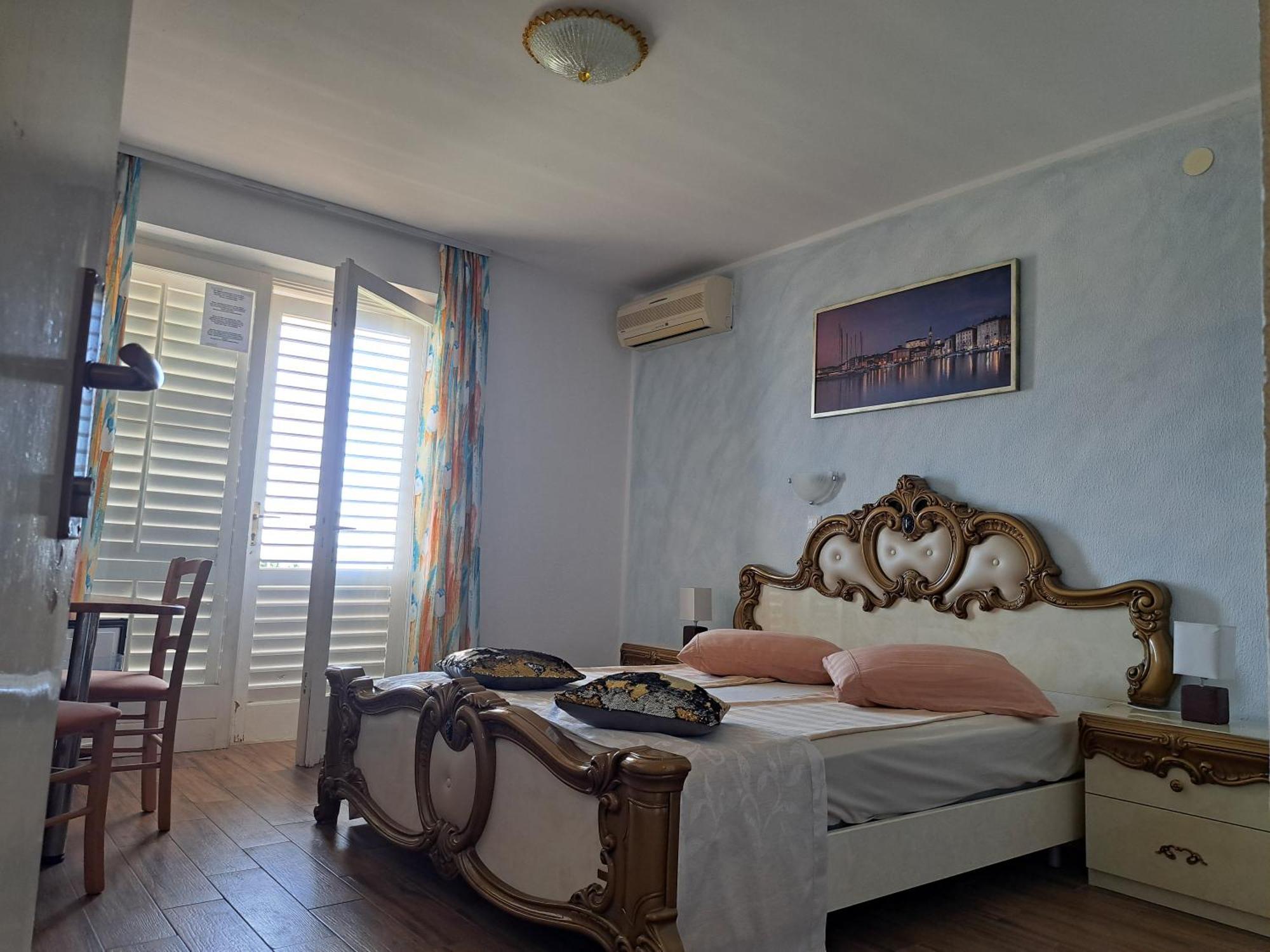 Guest House Vila Luka بورتوروز الغرفة الصورة
